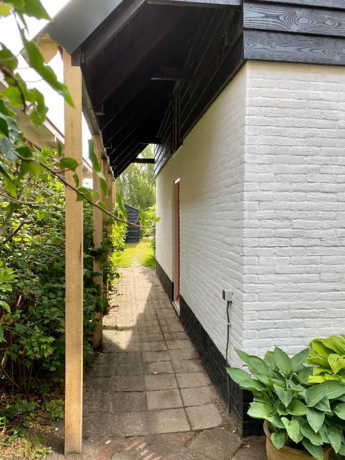 Villa Tiny House De Oude Berg Bergen Exterior foto